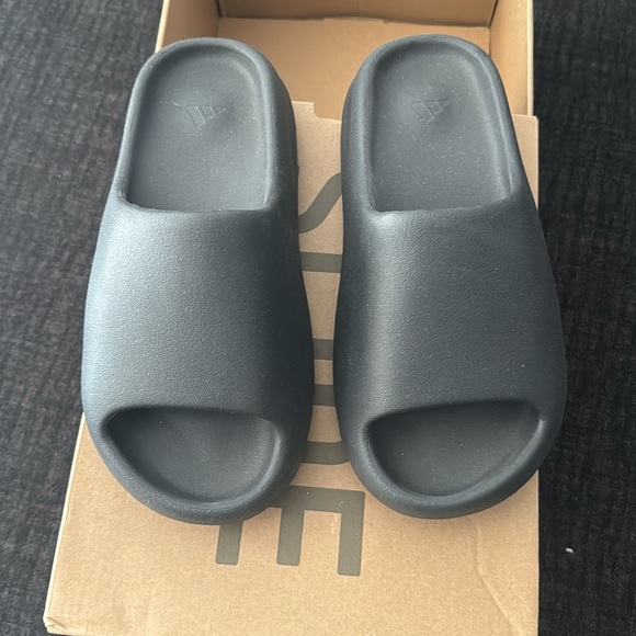 YXT Slide - Picture 2 of 2